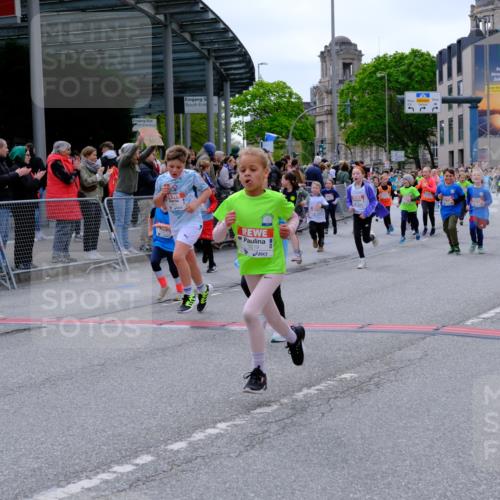 25.04.2026 - Das Zehntel Tim E. http://msf.ph/oto/9577253 25.04.2026 10:59:36 Ziel 5026, 5219, 5233, 5245, 5271, 5286, 5343, 5352, 5353, 5690, 5715, 5722, 5960, 5995, 6091, 6296, 6305, 6306, 6395, 6438, 6632, 6643, 6669, 6686, 6742, 6874, 6945, 7054, 7067, 7078, 7296, 7370, 7371, 7372, 7384, 7465, 7644, 7657, 7751, 7761, 7767, 7800, 7812, 7826, 7834, 7859 meine-sportfotos.de