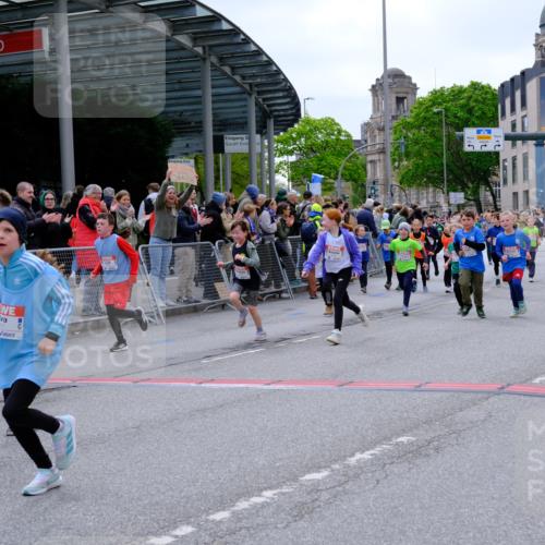 25.04.2026 - Das Zehntel Tim E. http://msf.ph/oto/9577256 25.04.2026 10:59:37 Ziel 5026, 5219, 5233, 5240, 5245, 5248, 5271, 5286, 5352, 5353, 5690, 5715, 5722, 5960, 5995, 6091, 6296, 6305, 6306, 6320, 6395, 6438, 6632, 6643, 6654, 6669, 6686, 6742, 6874, 6945, 7054, 7067, 7078, 7296, 7370, 7371, 7372, 7384, 7535, 7559, 7644, 7657, 7751, 7761, 7767, 7782, 7800, 7812, 7834, 7859 meine-sportfotos.de
