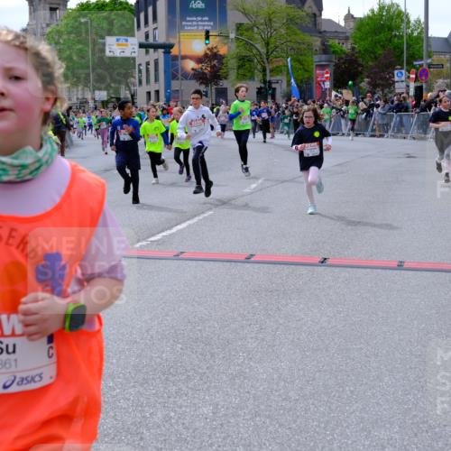 25.04.2026 - Das Zehntel Tim E. http://msf.ph/oto/9577284 25.04.2026 10:59:45 Ziel 5026, 5040, 5094, 5155, 5164, 5233, 5240, 5245, 5248, 5271, 5286, 5352, 5353, 5635, 5690, 5715, 5722, 5767, 5860, 6270, 6274, 6305, 6306, 6320, 6438, 6556, 6608, 6632, 6643, 6654, 6661, 6669, 6671, 6686, 6742, 6872, 6896, 7057, 7066, 7078, 7112, 7235, 7241, 7361, 7370, 7371, 7372, 7376, 7384, 7479, 7535, 7559, 7644, 7761, 7767, 7782, 7800, 7812, 7834, 7859 meine-sportfotos.de
