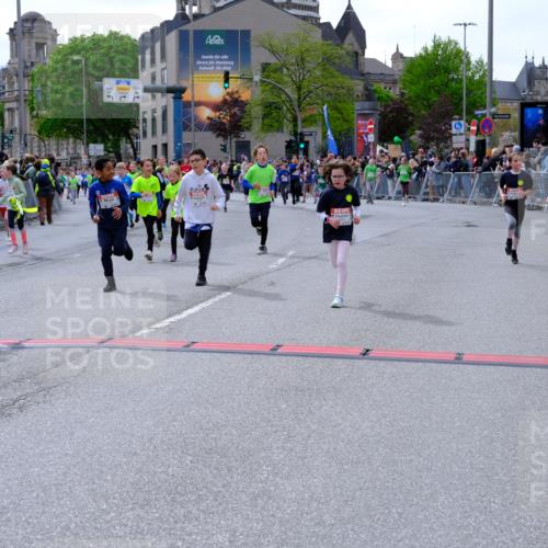 25.04.2026 - Das Zehntel Tim E. http://msf.ph/oto/9577286 25.04.2026 10:59:45 Ziel 5026, 5040, 5094, 5155, 5164, 5233, 5240, 5245, 5248, 5271, 5286, 5352, 5353, 5635, 5690, 5715, 5722, 5767, 5860, 6270, 6274, 6305, 6306, 6320, 6438, 6556, 6608, 6632, 6643, 6654, 6661, 6669, 6671, 6686, 6742, 6872, 6896, 7057, 7066, 7078, 7112, 7235, 7241, 7361, 7370, 7371, 7372, 7376, 7384, 7479, 7535, 7559, 7644, 7761, 7767, 7782, 7800, 7812, 7834, 7859 meine-sportfotos.de