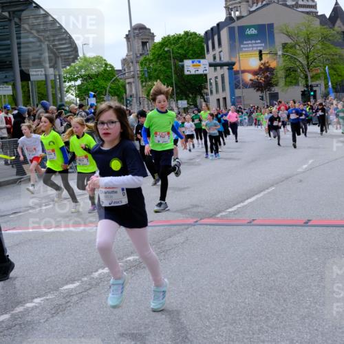 25.04.2026 - Das Zehntel Tim E. http://msf.ph/oto/9577298 25.04.2026 10:59:47 Ziel 5026, 5040, 5094, 5155, 5164, 5240, 5248, 5271, 5286, 5297, 5301, 5352, 5353, 5358, 5408, 5460, 5635, 5690, 5715, 5722, 5767, 5860, 6270, 6274, 6320, 6387, 6438, 6556, 6572, 6608, 6632, 6654, 6661, 6671, 6742, 6872, 6896, 7057, 7066, 7078, 7112, 7235, 7241, 7330, 7361, 7370, 7371, 7372, 7376, 7384, 7411, 7479, 7521, 7535, 7559, 7730, 7761, 7782, 7825, 7859, 7876 meine-sportfotos.de