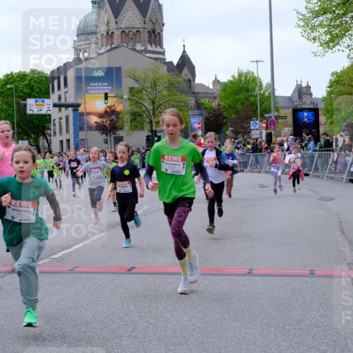 25.04.2026 - Das Zehntel Tim E. http://msf.ph/oto/9577316 25.04.2026 10:59:52 Ziel 5040, 5045, 5075, 5078, 5094, 5155, 5163, 5164, 5297, 5301, 5358, 5389, 5408, 5429, 5438, 5460, 5538, 5541, 5574, 5767, 5835, 6270, 6274, 6387, 6427, 6556, 6572, 6608, 6631, 6648, 6661, 6671, 6853, 6872, 6896, 6975, 7033, 7045, 7112, 7235, 7241, 7330, 7338, 7376, 7411, 7521, 7730, 7825, 7876 meine-sportfotos.de