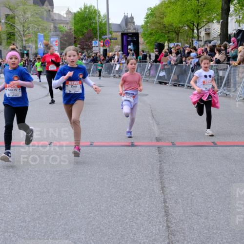 25.04.2026 - Das Zehntel Tim E. http://msf.ph/oto/9577332 25.04.2026 10:59:55 Ziel 5045, 5075, 5078, 5163, 5164, 5204, 5297, 5301, 5358, 5389, 5408, 5429, 5438, 5460, 5538, 5541, 5574, 5835, 5983, 6387, 6427, 6492, 6516, 6556, 6572, 6631, 6648, 6853, 6975, 7033, 7045, 7076, 7081, 7098, 7330, 7338, 7411, 7521, 7730, 7825, 7876 meine-sportfotos.de