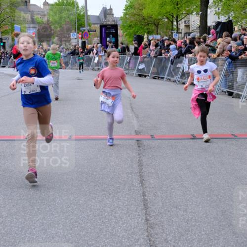 25.04.2026 - Das Zehntel Tim E. http://msf.ph/oto/9577335 25.04.2026 10:59:55 Ziel 5045, 5075, 5078, 5163, 5164, 5204, 5297, 5301, 5358, 5389, 5408, 5429, 5438, 5460, 5538, 5541, 5574, 5835, 5983, 6387, 6427, 6492, 6516, 6556, 6572, 6631, 6648, 6853, 6975, 7033, 7045, 7076, 7081, 7098, 7330, 7338, 7411, 7521, 7730, 7825, 7876 meine-sportfotos.de