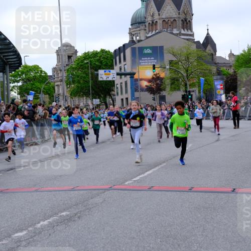 25.04.2026 - Das Zehntel Tim E. http://msf.ph/oto/9577352 25.04.2026 11:00:00 Ziel 5045, 5075, 5078, 5150, 5163, 5197, 5200, 5204, 5208, 5238, 5389, 5429, 5436, 5438, 5439, 5538, 5541, 5574, 5681, 5835, 5889, 5983, 6218, 6314, 6427, 6492, 6516, 6631, 6633, 6648, 6650, 6673, 6694, 6853, 6975, 7015, 7029, 7033, 7045, 7076, 7081, 7098, 7119, 7275, 7283, 7327, 7329, 7338, 7346, 7819, 7850 meine-sportfotos.de