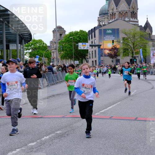 25.04.2026 - Das Zehntel Tim E. http://msf.ph/oto/9577380 25.04.2026 11:00:05 Ziel 5150, 5197, 5200, 5204, 5208, 5238, 5436, 5439, 5681, 5703, 5724, 5889, 5983, 6179, 6218, 6314, 6344, 6362, 6366, 6384, 6390, 6492, 6516, 6633, 6650, 6673, 6694, 7015, 7029, 7076, 7081, 7098, 7119, 7275, 7283, 7327, 7329, 7346, 7819, 7850, 8017 meine-sportfotos.de