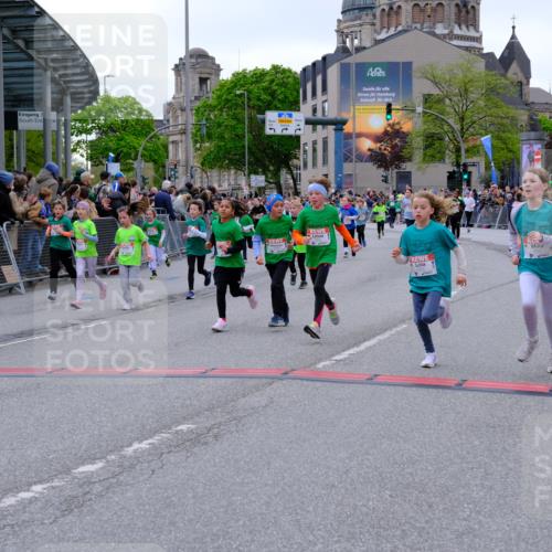 25.04.2026 - Das Zehntel Tim E. http://msf.ph/oto/9577399 25.04.2026 11:00:11 Ziel 5150, 5200, 5208, 5235, 5236, 5439, 5703, 5724, 5840, 5841, 5842, 5844, 5848, 5852, 5889, 5900, 6016, 6179, 6218, 6344, 6362, 6366, 6384, 6390, 6650, 6673, 6695, 7015, 7275, 7283, 7327, 7329, 7346, 7775, 7797, 7846, 7850, 8017, 8026, 8027 meine-sportfotos.de