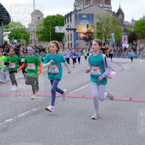 25.04.2026 - Das Zehntel Tim E. http://msf.ph/oto/9577403 25.04.2026 11:00:12 Ziel 5235, 5236, 5503, 5703, 5724, 5840, 5841, 5842, 5844, 5848, 5852, 5889, 5900, 6016, 6179, 6218, 6344, 6362, 6366, 6384, 6390, 6419, 6695, 7195, 7327, 7329, 7346, 7775, 7797, 7846, 8017, 8026, 8027, 8031 meine-sportfotos.de