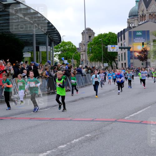 25.04.2026 - Das Zehntel Tim E. http://msf.ph/oto/9577410 25.04.2026 11:00:13 Ziel 5235, 5236, 5503, 5703, 5724, 5840, 5841, 5842, 5844, 5848, 5852, 5900, 6016, 6179, 6344, 6362, 6366, 6384, 6390, 6419, 6695, 6787, 7195, 7494, 7775, 7797, 7846, 8017, 8026, 8027, 8031 meine-sportfotos.de