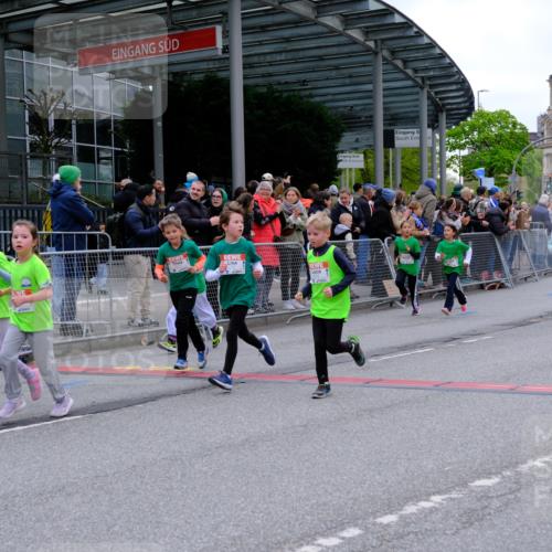 25.04.2026 - Das Zehntel Tim E. http://msf.ph/oto/9577415 25.04.2026 11:00:14 Ziel 5235, 5236, 5247, 5503, 5516, 5703, 5720, 5724, 5840, 5841, 5842, 5844, 5848, 5852, 5900, 6016, 6179, 6344, 6384, 6390, 6419, 6695, 6787, 7195, 7494, 7775, 7797, 7846, 8017, 8026, 8027, 8031 meine-sportfotos.de