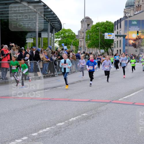 25.04.2026 - Das Zehntel Tim E. http://msf.ph/oto/9577419 25.04.2026 11:00:15 Ziel 3970, 5235, 5236, 5247, 5256, 5503, 5516, 5703, 5720, 5840, 5841, 5842, 5844, 5848, 5852, 5900, 6016, 6344, 6384, 6390, 6419, 6695, 6787, 7195, 7494, 7775, 7797, 7846, 8017, 8026, 8027, 8031 meine-sportfotos.de