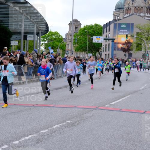 25.04.2026 - Das Zehntel Tim E. http://msf.ph/oto/9577427 25.04.2026 11:00:16 Ziel 3970, 5235, 5236, 5247, 5256, 5503, 5516, 5703, 5720, 5840, 5841, 5842, 5844, 5848, 5852, 5900, 6016, 6344, 6419, 6695, 6787, 6814, 6839, 6931, 7195, 7494, 7775, 7797, 7846, 8017, 8026, 8027, 8031 meine-sportfotos.de