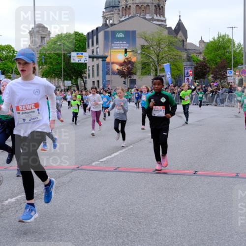 25.04.2026 - Das Zehntel Tim E. http://msf.ph/oto/9577462 25.04.2026 11:00:22 Ziel 3970, 5006, 5007, 5070, 5218, 5222, 5247, 5256, 5503, 5516, 5720, 5748, 5840, 5848, 6188, 6375, 6376, 6419, 6461, 6470, 6521, 6660, 6695, 6700, 6787, 6814, 6815, 6839, 6881, 6931, 7082, 7118, 7195, 7494, 7586, 7627, 8026, 8027, 8031 meine-sportfotos.de