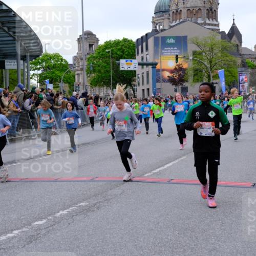 25.04.2026 - Das Zehntel Tim E. http://msf.ph/oto/9577467 25.04.2026 11:00:23 Ziel 3970, 5006, 5007, 5070, 5218, 5222, 5247, 5256, 5503, 5516, 5720, 5748, 5840, 5848, 6188, 6375, 6376, 6419, 6461, 6470, 6521, 6660, 6695, 6700, 6787, 6814, 6815, 6839, 6881, 6931, 7082, 7118, 7195, 7494, 7586, 7627, 8026, 8027, 8031 meine-sportfotos.de