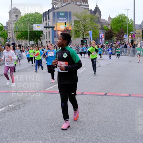 25.04.2026 - Das Zehntel Tim E. http://msf.ph/oto/9577470 25.04.2026 11:00:24 Ziel 3970, 5006, 5007, 5070, 5218, 5222, 5247, 5256, 5503, 5516, 5720, 5748, 6188, 6371, 6375, 6376, 6379, 6419, 6456, 6461, 6470, 6521, 6660, 6700, 6787, 6814, 6815, 6838, 6839, 6881, 6931, 7082, 7118, 7195, 7494, 7586, 7627, 8031 meine-sportfotos.de