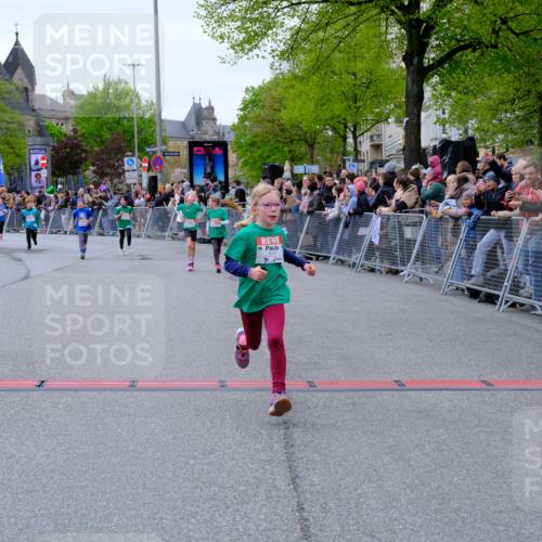 25.04.2026 - Das Zehntel Tim E. http://msf.ph/oto/9577473 25.04.2026 11:00:25 Ziel 3970, 5006, 5007, 5070, 5218, 5222, 5247, 5256, 5265, 5285, 5516, 5720, 5748, 5984, 6188, 6371, 6375, 6376, 6379, 6456, 6461, 6470, 6474, 6521, 6660, 6700, 6787, 6814, 6815, 6838, 6839, 6881, 6931, 7082, 7118, 7494, 7577, 7579, 7586, 7627 meine-sportfotos.de