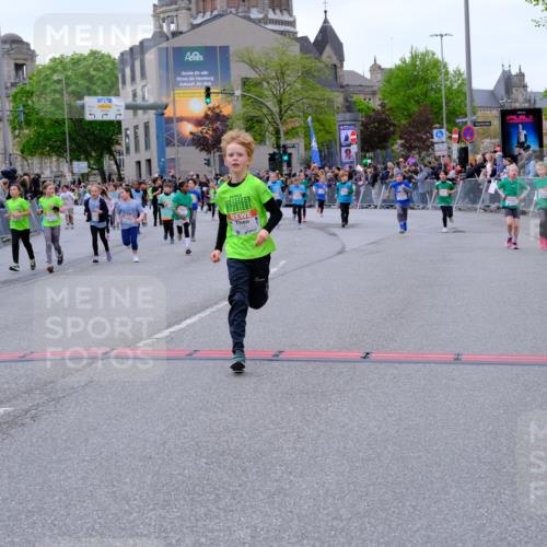 25.04.2026 - Das Zehntel Tim E. http://msf.ph/oto/9577474 25.04.2026 11:00:26 Ziel 3970, 5006, 5007, 5070, 5218, 5222, 5247, 5256, 5265, 5285, 5516, 5720, 5748, 5984, 6188, 6371, 6375, 6376, 6379, 6446, 6456, 6461, 6470, 6474, 6521, 6660, 6700, 6814, 6815, 6838, 6839, 6854, 6855, 6881, 6931, 7082, 7118, 7577, 7579, 7586, 7627, 8072 meine-sportfotos.de