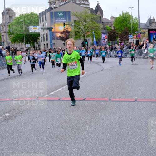 25.04.2026 - Das Zehntel Tim E. http://msf.ph/oto/9577475 25.04.2026 11:00:26 Ziel 3970, 5006, 5007, 5070, 5218, 5222, 5247, 5256, 5265, 5285, 5516, 5720, 5748, 5984, 6188, 6371, 6375, 6376, 6379, 6446, 6456, 6461, 6470, 6474, 6521, 6660, 6700, 6814, 6815, 6838, 6839, 6854, 6855, 6881, 6931, 7082, 7118, 7577, 7579, 7586, 7627, 8072 meine-sportfotos.de