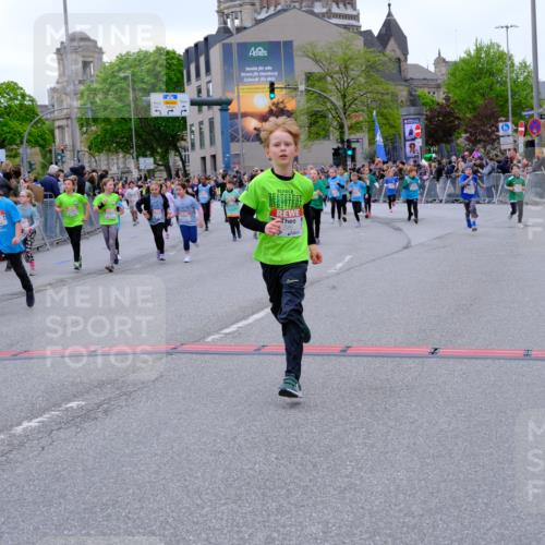 25.04.2026 - Das Zehntel Tim E. http://msf.ph/oto/9577477 25.04.2026 11:00:26 Ziel 3970, 5006, 5007, 5070, 5218, 5222, 5247, 5256, 5265, 5285, 5516, 5720, 5748, 5984, 6188, 6371, 6375, 6376, 6379, 6446, 6456, 6461, 6470, 6474, 6521, 6660, 6700, 6814, 6815, 6838, 6839, 6854, 6855, 6881, 6931, 7082, 7118, 7577, 7579, 7586, 7627, 8072 meine-sportfotos.de