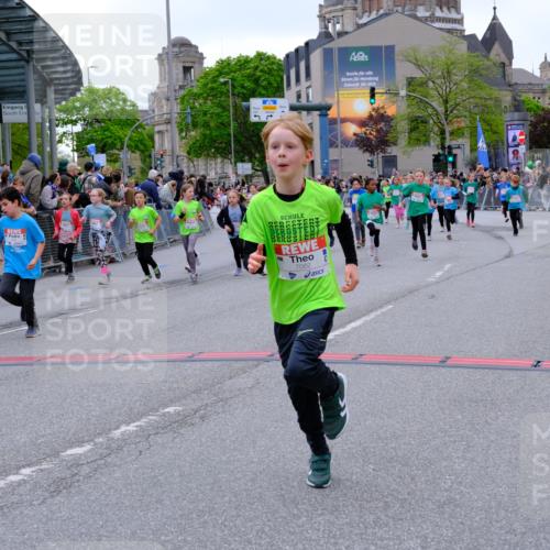 25.04.2026 - Das Zehntel Tim E. http://msf.ph/oto/9577482 25.04.2026 11:00:27 Ziel 3970, 5006, 5007, 5070, 5170, 5218, 5222, 5256, 5265, 5285, 5524, 5748, 5946, 5961, 5984, 6188, 6371, 6375, 6376, 6379, 6446, 6456, 6461, 6470, 6474, 6521, 6660, 6700, 6814, 6815, 6838, 6839, 6854, 6855, 6881, 6931, 7082, 7118, 7577, 7579, 7586, 7627, 8072 meine-sportfotos.de