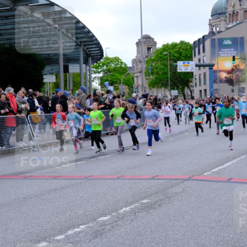 25.04.2026 - Das Zehntel Tim E. http://msf.ph/oto/9577489 25.04.2026 11:00:28 Ziel 5006, 5007, 5070, 5170, 5218, 5222, 5265, 5285, 5524, 5655, 5748, 5946, 5961, 5984, 6188, 6283, 6371, 6375, 6376, 6379, 6446, 6456, 6461, 6470, 6474, 6521, 6660, 6700, 6814, 6815, 6838, 6839, 6854, 6855, 6881, 6931, 7082, 7118, 7525, 7541, 7577, 7579, 7586, 7627, 7686, 8072 meine-sportfotos.de