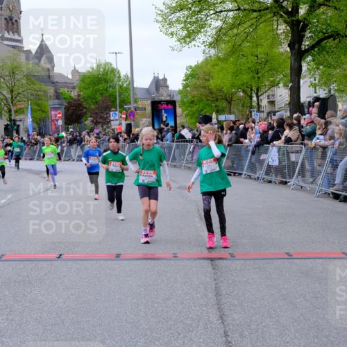 25.04.2026 - Das Zehntel Tim E. http://msf.ph/oto/9577508 25.04.2026 11:00:31 Ziel 5070, 5170, 5218, 5222, 5265, 5285, 5524, 5655, 5748, 5946, 5961, 5984, 6283, 6371, 6379, 6446, 6456, 6470, 6474, 6521, 6838, 6854, 6855, 6881, 6991, 7003, 7046, 7056, 7082, 7422, 7478, 7525, 7541, 7577, 7579, 7586, 7627, 7686, 7810, 7937, 8072 meine-sportfotos.de