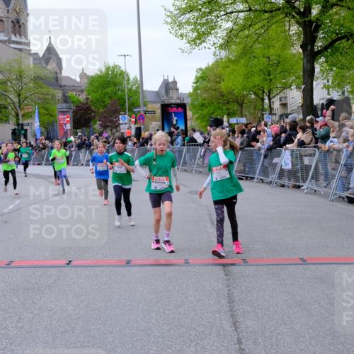 25.04.2026 - Das Zehntel Tim E. http://msf.ph/oto/9577509 25.04.2026 11:00:31 Ziel 5070, 5170, 5218, 5222, 5265, 5285, 5524, 5655, 5748, 5946, 5961, 5984, 6283, 6371, 6379, 6446, 6456, 6470, 6474, 6521, 6838, 6854, 6855, 6881, 6991, 7003, 7046, 7056, 7082, 7422, 7478, 7525, 7541, 7577, 7579, 7586, 7627, 7686, 7810, 7937, 8072 meine-sportfotos.de
