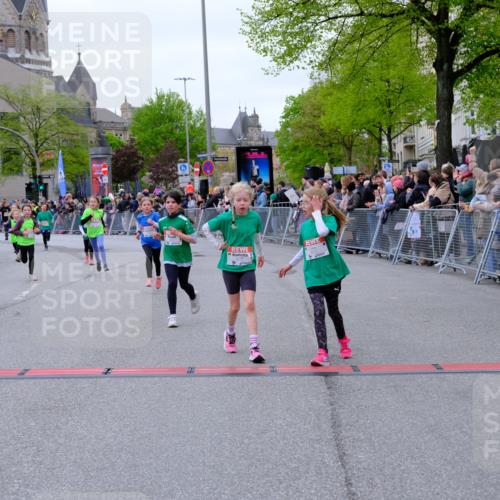25.04.2026 - Das Zehntel Tim E. http://msf.ph/oto/9577510 25.04.2026 11:00:31 Ziel 5070, 5170, 5218, 5222, 5265, 5285, 5524, 5655, 5748, 5946, 5961, 5984, 6283, 6371, 6379, 6446, 6456, 6470, 6474, 6521, 6838, 6854, 6855, 6881, 6991, 7003, 7046, 7056, 7082, 7422, 7478, 7525, 7541, 7577, 7579, 7586, 7627, 7686, 7810, 7937, 8072 meine-sportfotos.de