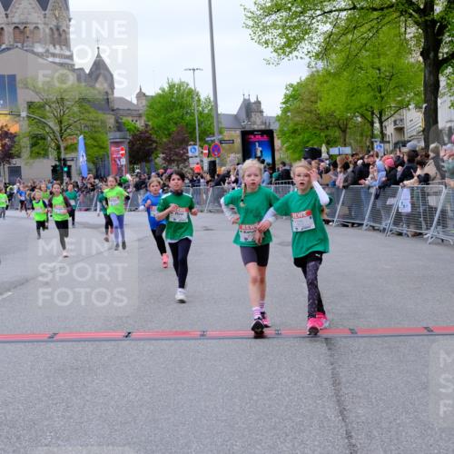 25.04.2026 - Das Zehntel Tim E. http://msf.ph/oto/9577513 25.04.2026 11:00:32 Ziel 5170, 5218, 5222, 5265, 5285, 5524, 5655, 5748, 5946, 5961, 5984, 5994, 6283, 6371, 6379, 6446, 6456, 6470, 6474, 6521, 6838, 6854, 6855, 6881, 6991, 7003, 7046, 7056, 7082, 7422, 7423, 7439, 7478, 7525, 7541, 7577, 7579, 7586, 7627, 7686, 7810, 7937, 8072 meine-sportfotos.de