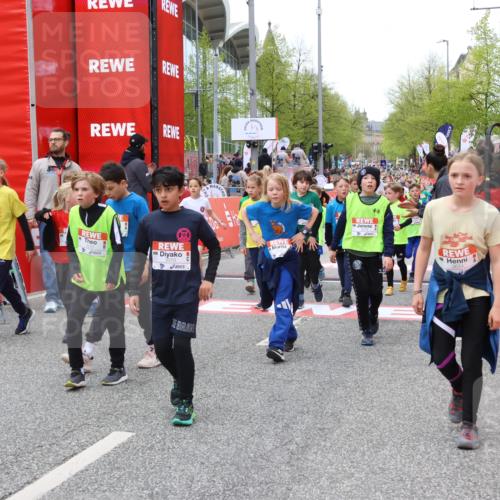 25.04.2026 - Das Zehntel Strokosch-Dieckow http://msf.ph/oto/9579736 25.04.2026 08:53:21 Ziel 1042, 1108, 1135, 1274, 1319, 1410, 1684, 1687, 1718, 1962, 2050, 2061, 2065, 2155, 2327, 2774, 2786, 2880, 3010, 3180, 3210, 3219, 3341, 3674, 3708, 3711, 1042, 1108, 1135, 1274, 1319, 1410, 1684, 1687, 1718, 1962, 2050, 2061, 2065, 2155, 2327, 2774, 2786, 2880, 3010, 3180, 3210, 3219, 3341, 3674, 3708, 3711 meine-sportfotos.de