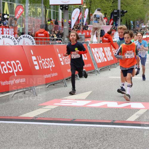25.04.2026 - Das Zehntel Strokosch-Dieckow http://msf.ph/oto/9579740 25.04.2026 10:49:43 Ziel 5012, 6707, 6913, 7006, 7380, 7625, 7664, 7724, 7748, 7753, 5012, 6707, 6913, 7006, 7380, 7625, 7664, 7724, 7748, 7753 meine-sportfotos.de