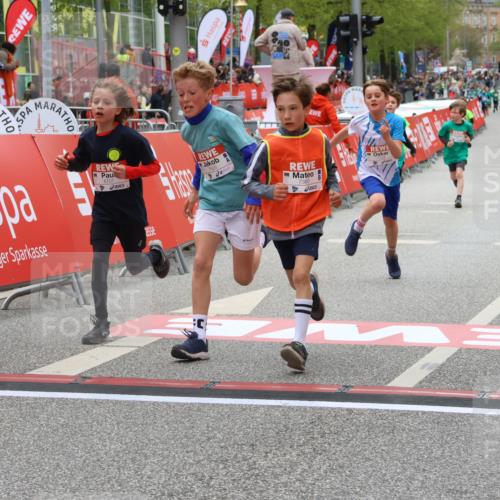 25.04.2026 - Das Zehntel Strokosch-Dieckow http://msf.ph/oto/9579742 25.04.2026 10:49:44 Ziel 5012, 6707, 6913, 7006, 7380, 7625, 7664, 7724, 7748, 7753, 5012, 6707, 6913, 7006, 7380, 7625, 7664, 7724, 7748, 7753 meine-sportfotos.de