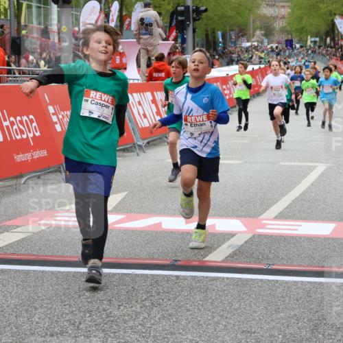 25.04.2026 - Das Zehntel Strokosch-Dieckow http://msf.ph/oto/9579773 25.04.2026 10:49:47 Ziel 5012, 6707, 7164, 7380, 7625, 7664, 7724, 7726, 7748, 7972, 7977, 5012, 6707, 7164, 7380, 7625, 7664, 7724, 7726, 7748, 7972, 7977 meine-sportfotos.de