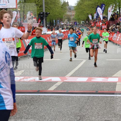 25.04.2026 - Das Zehntel Strokosch-Dieckow http://msf.ph/oto/9579778 25.04.2026 10:49:51 Ziel 5008, 5300, 6523, 6548, 6940, 7164, 7724, 7726, 7972, 7977, 5008, 5300, 6523, 6548, 6940, 7164, 7724, 7726, 7972, 7977 meine-sportfotos.de