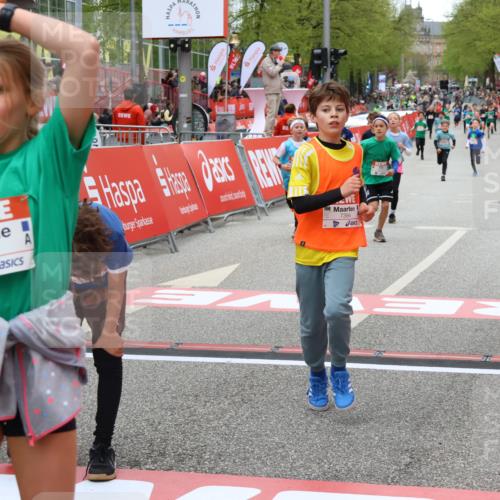 25.04.2026 - Das Zehntel Strokosch-Dieckow http://msf.ph/oto/9579818 25.04.2026 10:50:02 Ziel 5416, 5734, 5742, 6056, 6518, 6544, 6553, 7176, 7394, 7402, 5416, 5734, 5742, 6056, 6518, 6544, 6553, 7176, 7394, 7402 meine-sportfotos.de