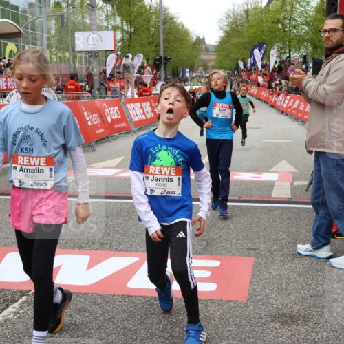 25.04.2026 - Das Zehntel Strokosch-Dieckow http://msf.ph/oto/9579848 25.04.2026 10:50:09 Ziel 5734, 5742, 5762, 6041, 6045, 6069, 6423, 6518, 6711, 6732, 6964, 7529, 5734, 5742, 5762, 6041, 6045, 6069, 6423, 6518, 6711, 6732, 6964, 7529 meine-sportfotos.de