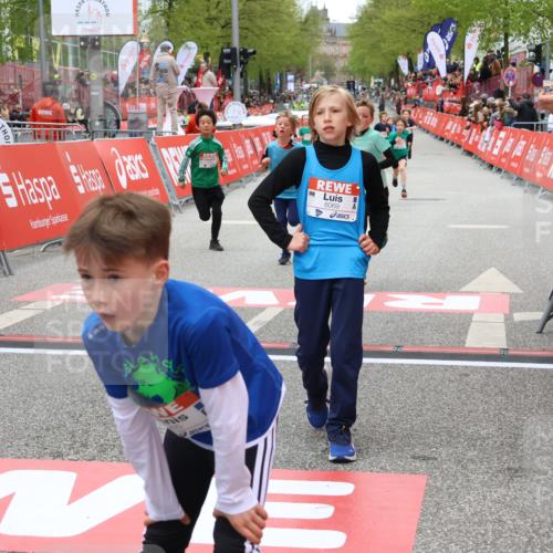25.04.2026 - Das Zehntel Strokosch-Dieckow http://msf.ph/oto/9579854 25.04.2026 10:50:10 Ziel 5734, 5762, 6041, 6045, 6069, 6423, 6711, 6732, 6964, 7529, 7882, 7941, 5734, 5762, 6041, 6045, 6069, 6423, 6711, 6732, 6964, 7529, 7882, 7941 meine-sportfotos.de