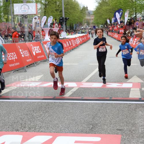 25.04.2026 - Das Zehntel Strokosch-Dieckow http://msf.ph/oto/9579881 25.04.2026 10:50:16 Ziel 5383, 5512, 5579, 5589, 5762, 6041, 6327, 6339, 6964, 7619, 7706, 7882, 7939, 7941, 5383, 5512, 5579, 5589, 5762, 6041, 6327, 6339, 6964, 7619, 7706, 7882, 7939, 7941 meine-sportfotos.de