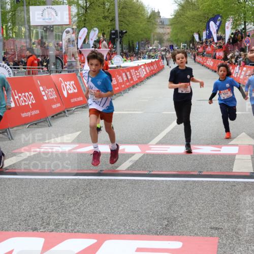 25.04.2026 - Das Zehntel Strokosch-Dieckow http://msf.ph/oto/9579883 25.04.2026 10:50:16 Ziel 5383, 5512, 5579, 5589, 5762, 6041, 6327, 6339, 6964, 7619, 7706, 7882, 7939, 7941, 5383, 5512, 5579, 5589, 5762, 6041, 6327, 6339, 6964, 7619, 7706, 7882, 7939, 7941 meine-sportfotos.de