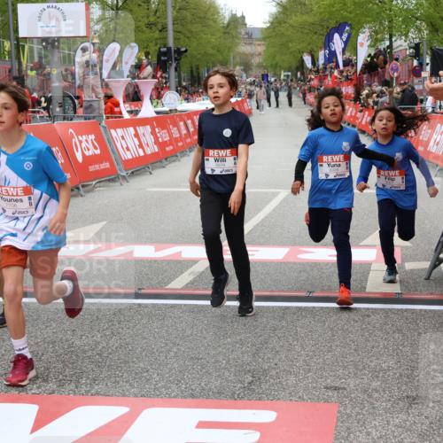 25.04.2026 - Das Zehntel Strokosch-Dieckow http://msf.ph/oto/9579890 25.04.2026 10:50:17 Ziel 5383, 5512, 5579, 5589, 5762, 6327, 6339, 6964, 7619, 7706, 7882, 7939, 7941, 5383, 5512, 5579, 5589, 5762, 6327, 6339, 6964, 7619, 7706, 7882, 7939, 7941 meine-sportfotos.de