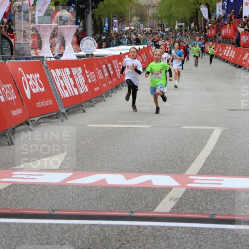 25.04.2026 - Das Zehntel Strokosch-Dieckow http://msf.ph/oto/9579915 25.04.2026 10:52:54 Ziel 6087, 6142, 6352, 6357, 6752, 7436, 7675, 8015, 8042, 6087, 6142, 6352, 6357, 6752, 7436, 7675, 8015, 8042 meine-sportfotos.de
