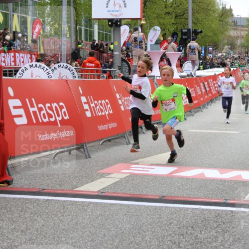 25.04.2026 - Das Zehntel Strokosch-Dieckow http://msf.ph/oto/9579919 25.04.2026 10:52:56 Ziel 5176, 6087, 6142, 6352, 6752, 7110, 7142, 7436, 7628, 7675, 8042, 5176, 6087, 6142, 6352, 6752, 7110, 7142, 7436, 7628, 7675, 8042 meine-sportfotos.de