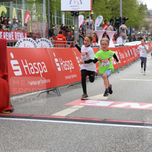 25.04.2026 - Das Zehntel Strokosch-Dieckow http://msf.ph/oto/9579921 25.04.2026 10:52:56 Ziel 5176, 6087, 6142, 6352, 6752, 7110, 7142, 7436, 7628, 7675, 8042, 5176, 6087, 6142, 6352, 6752, 7110, 7142, 7436, 7628, 7675, 8042 meine-sportfotos.de