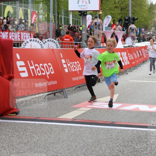 25.04.2026 - Das Zehntel Strokosch-Dieckow http://msf.ph/oto/9579923 25.04.2026 10:52:56 Ziel 5176, 6087, 6142, 6352, 6752, 7110, 7142, 7436, 7628, 7675, 8042, 5176, 6087, 6142, 6352, 6752, 7110, 7142, 7436, 7628, 7675, 8042 meine-sportfotos.de