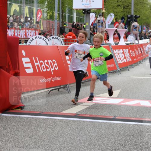 25.04.2026 - Das Zehntel Strokosch-Dieckow http://msf.ph/oto/9579929 25.04.2026 10:52:56 Ziel 5176, 6087, 6142, 6352, 6752, 7110, 7142, 7436, 7628, 7675, 8042, 5176, 6087, 6142, 6352, 6752, 7110, 7142, 7436, 7628, 7675, 8042 meine-sportfotos.de