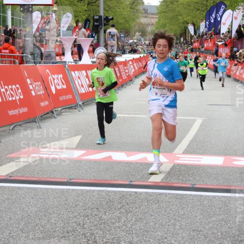 25.04.2026 - Das Zehntel Strokosch-Dieckow http://msf.ph/oto/9579943 25.04.2026 10:53:00 Ziel 5009, 5176, 5241, 5569, 6009, 6087, 6752, 6766, 6869, 7110, 7142, 7162, 7305, 7628, 7675, 7749, 5009, 5176, 5241, 5569, 6009, 6087, 6752, 6766, 6869, 7110, 7142, 7162, 7305, 7628, 7675, 7749 meine-sportfotos.de
