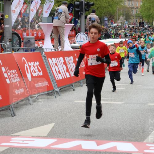 25.04.2026 - Das Zehntel Strokosch-Dieckow http://msf.ph/oto/9579955 25.04.2026 10:53:04 Ziel 5009, 5241, 5569, 6009, 6153, 6766, 6869, 7110, 7142, 7162, 7305, 7749, 5009, 5241, 5569, 6009, 6153, 6766, 6869, 7110, 7142, 7162, 7305, 7749 meine-sportfotos.de