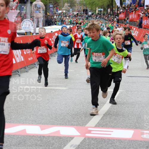 25.04.2026 - Das Zehntel Strokosch-Dieckow http://msf.ph/oto/9579959 25.04.2026 10:53:05 Ziel 5009, 5241, 5569, 6009, 6153, 6766, 6869, 7162, 7305, 7749, 7966, 5009, 5241, 5569, 6009, 6153, 6766, 6869, 7162, 7305, 7749, 7966 meine-sportfotos.de