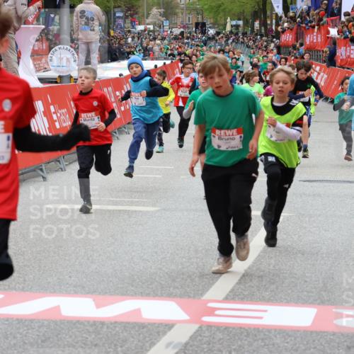 25.04.2026 - Das Zehntel Strokosch-Dieckow http://msf.ph/oto/9579963 25.04.2026 10:53:05 Ziel 5009, 5241, 5569, 6009, 6153, 6766, 6869, 7162, 7305, 7749, 7966, 5009, 5241, 5569, 6009, 6153, 6766, 6869, 7162, 7305, 7749, 7966 meine-sportfotos.de