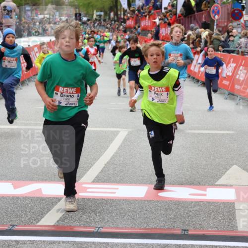 25.04.2026 - Das Zehntel Strokosch-Dieckow http://msf.ph/oto/9579966 25.04.2026 10:53:06 Ziel 5009, 5241, 5569, 5781, 6009, 6019, 6153, 6155, 6766, 6869, 7162, 7749, 7966, 5009, 5241, 5569, 5781, 6009, 6019, 6153, 6155, 6766, 6869, 7162, 7749, 7966 meine-sportfotos.de